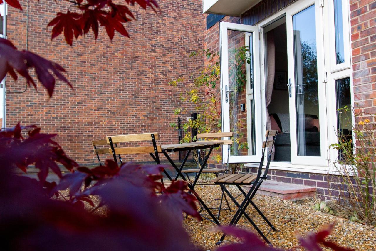 Ferienwohnung Waters Edge Chester Exterior foto